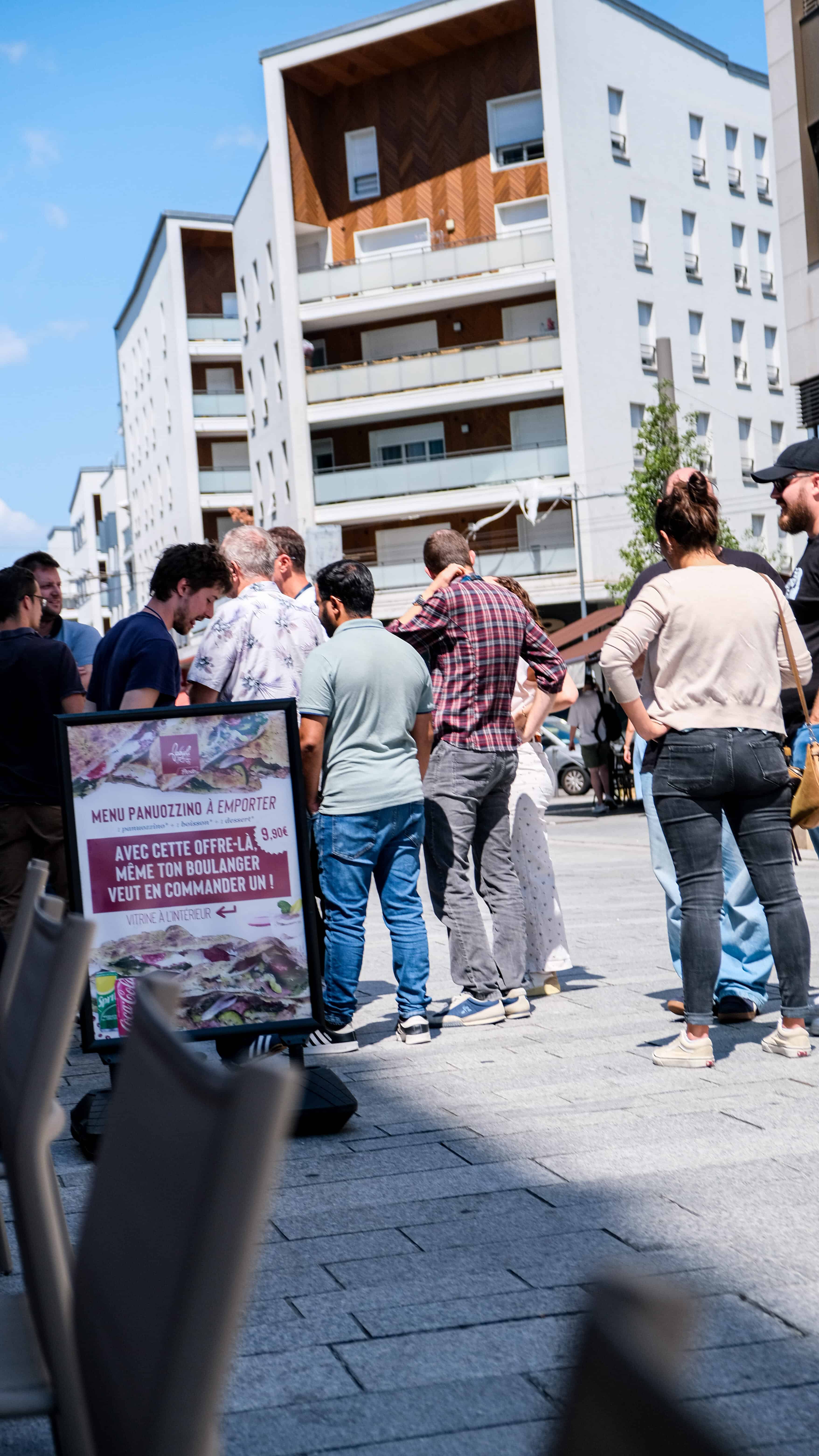 File de clients devant un Fabioli Presto