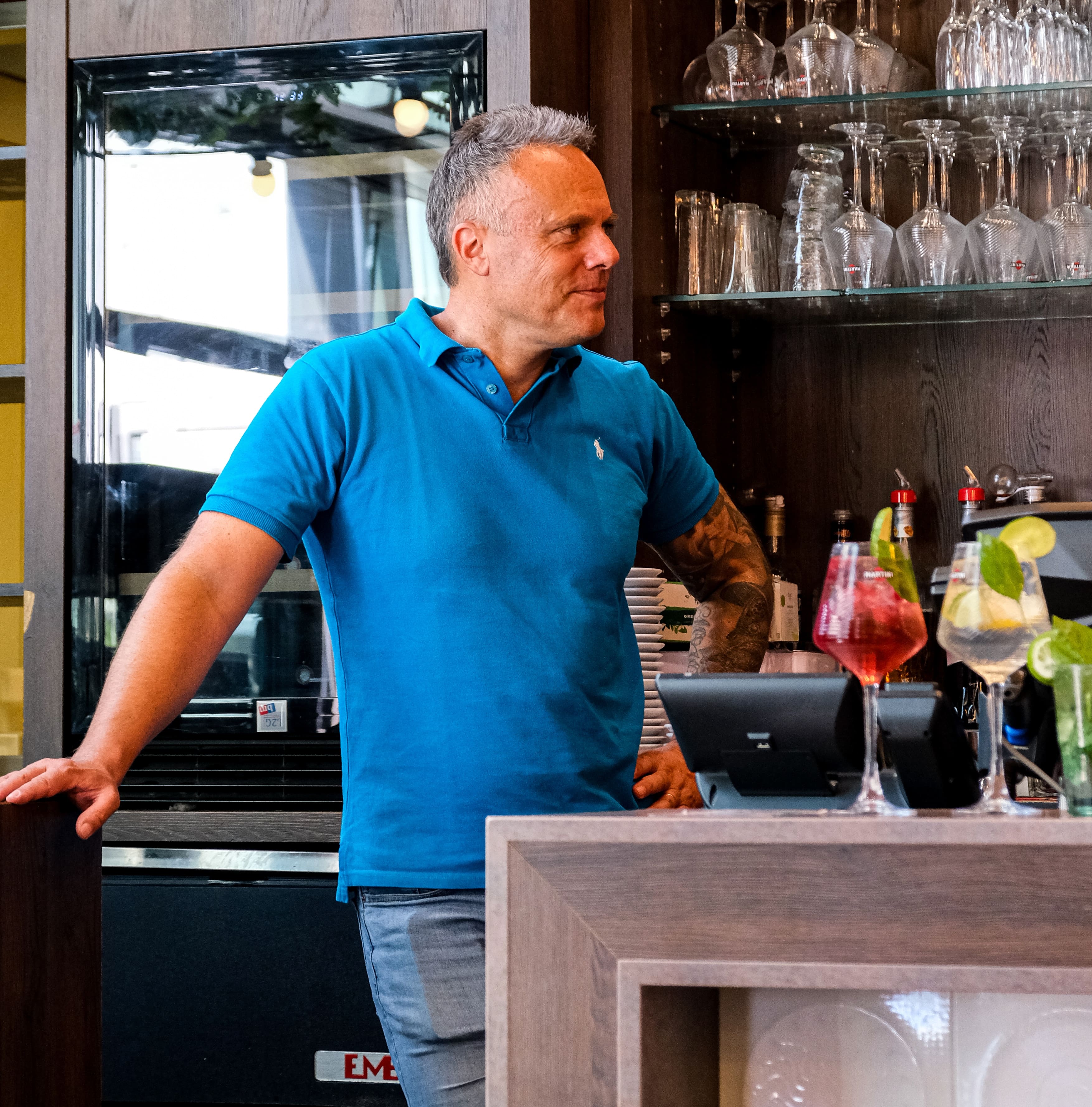 Fabien Annarelli, fondateur de Fabioli, au bar de son restaurant